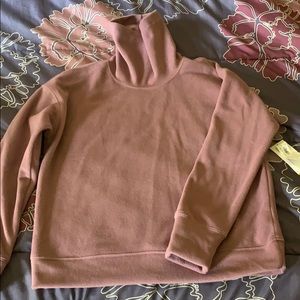 Old navy active fleece turtleneck sweatshirt